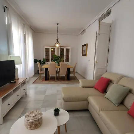 Magdalena Plaza Center 2 Apartment